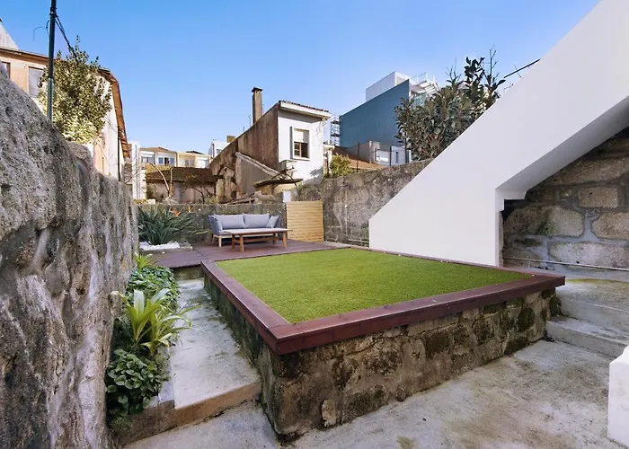 Crooked Floor House - Ground Floor